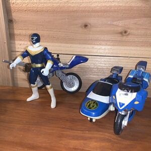 Lot Of 4 Vintage‎ Bandai Power Ranger Motorcycles 1993 1995 Plus Blue 95 Ranger